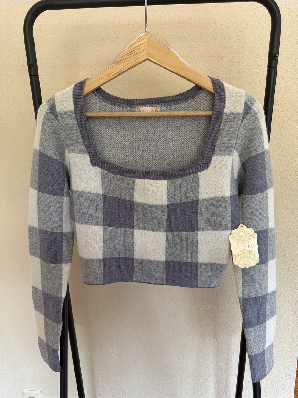 Altar'd State Cropped Plaid Crewneck Sweater in Gray and White
